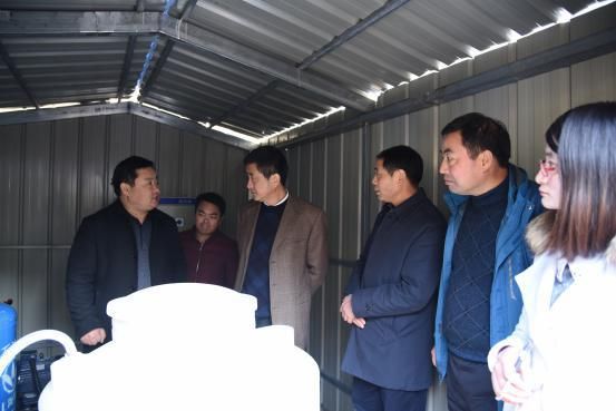 宛晓春一行到桃源基地考察.jpg 宛晓春一行到桃源基地考察.jpg