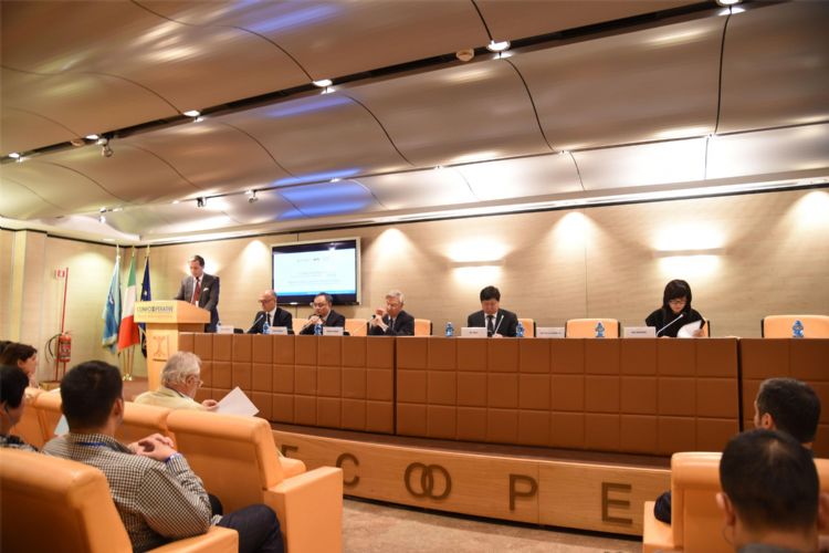 六百里猴魁亮相米兰世博会.jpg